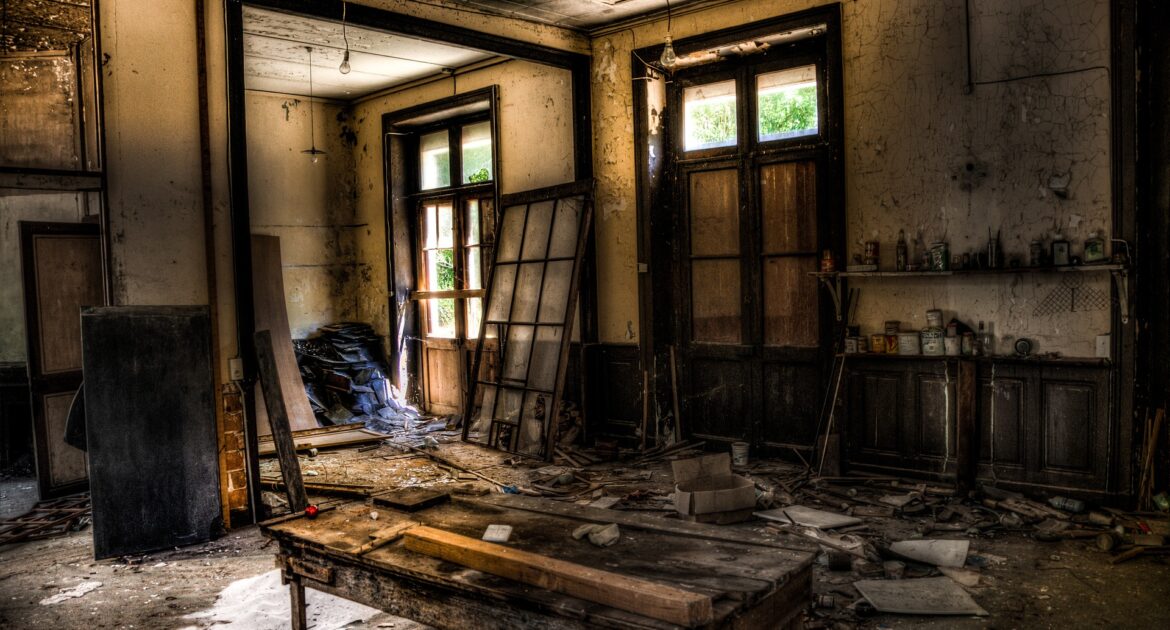 The Definitive Guide for a Safety Urban Exploration