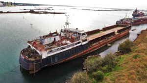 Le navi russe abbandonate nel porto di Ravenna