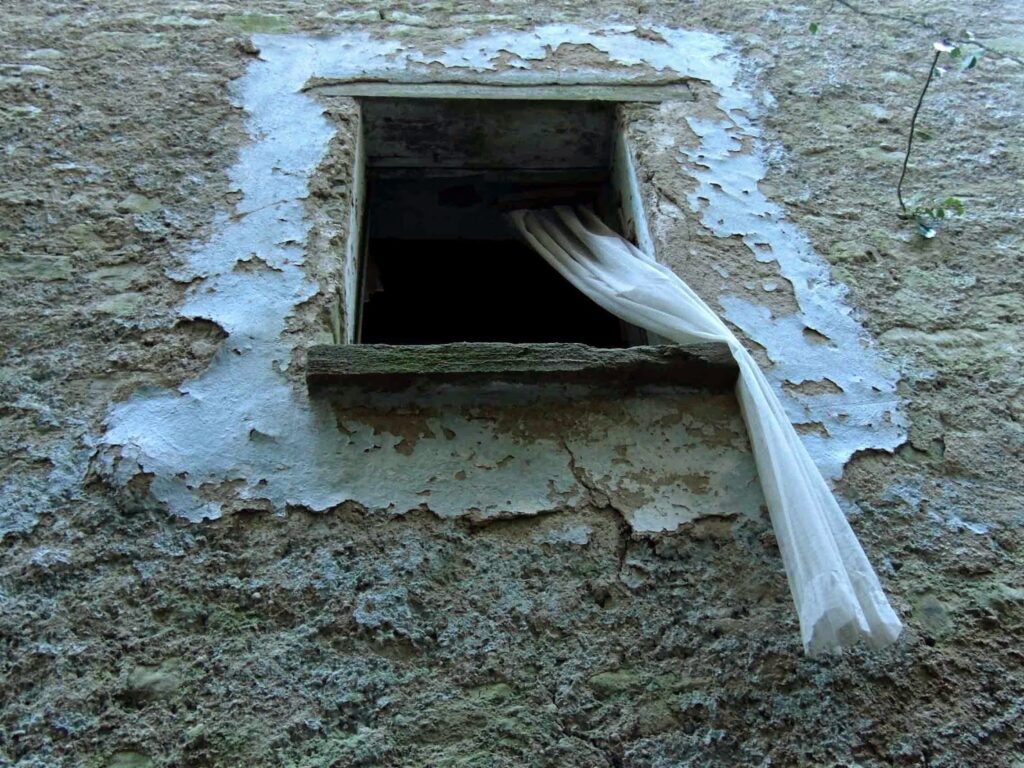 Case Scapini, il paese fantasma dei bambini perduti - Urbex Italia