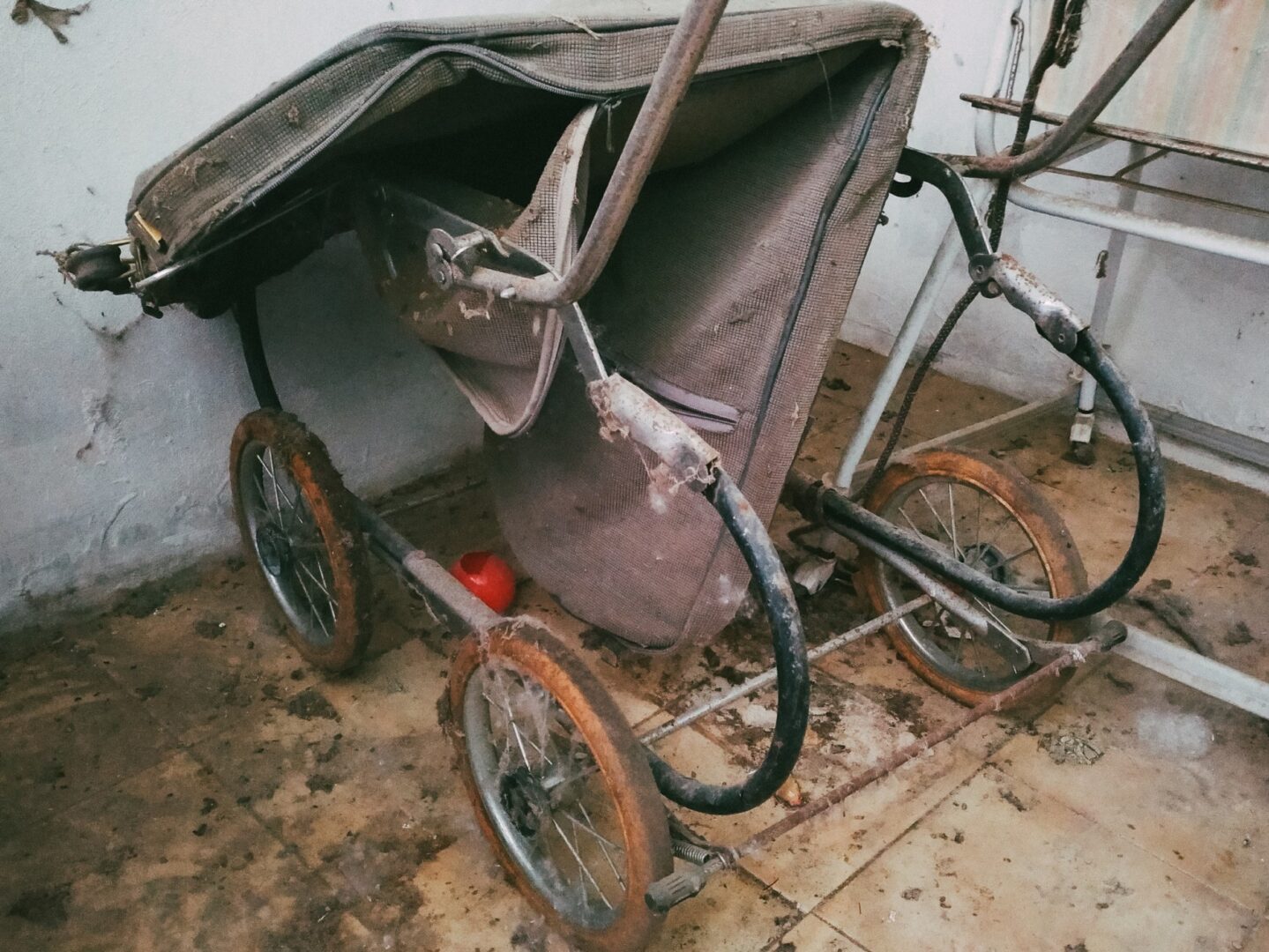 La Casa abbandonata del Passeggino e del Musicista