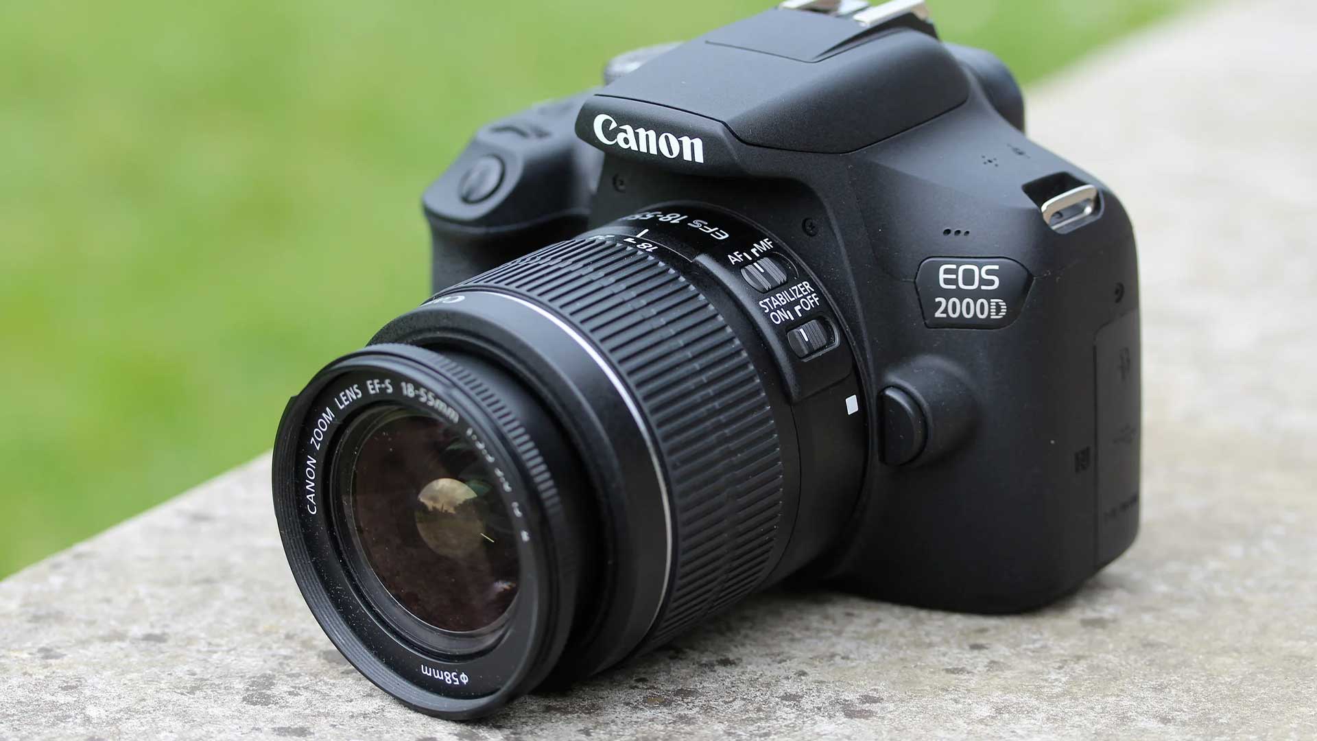 Canon EOS 2000D: la tua fotocamera reflex accessibile