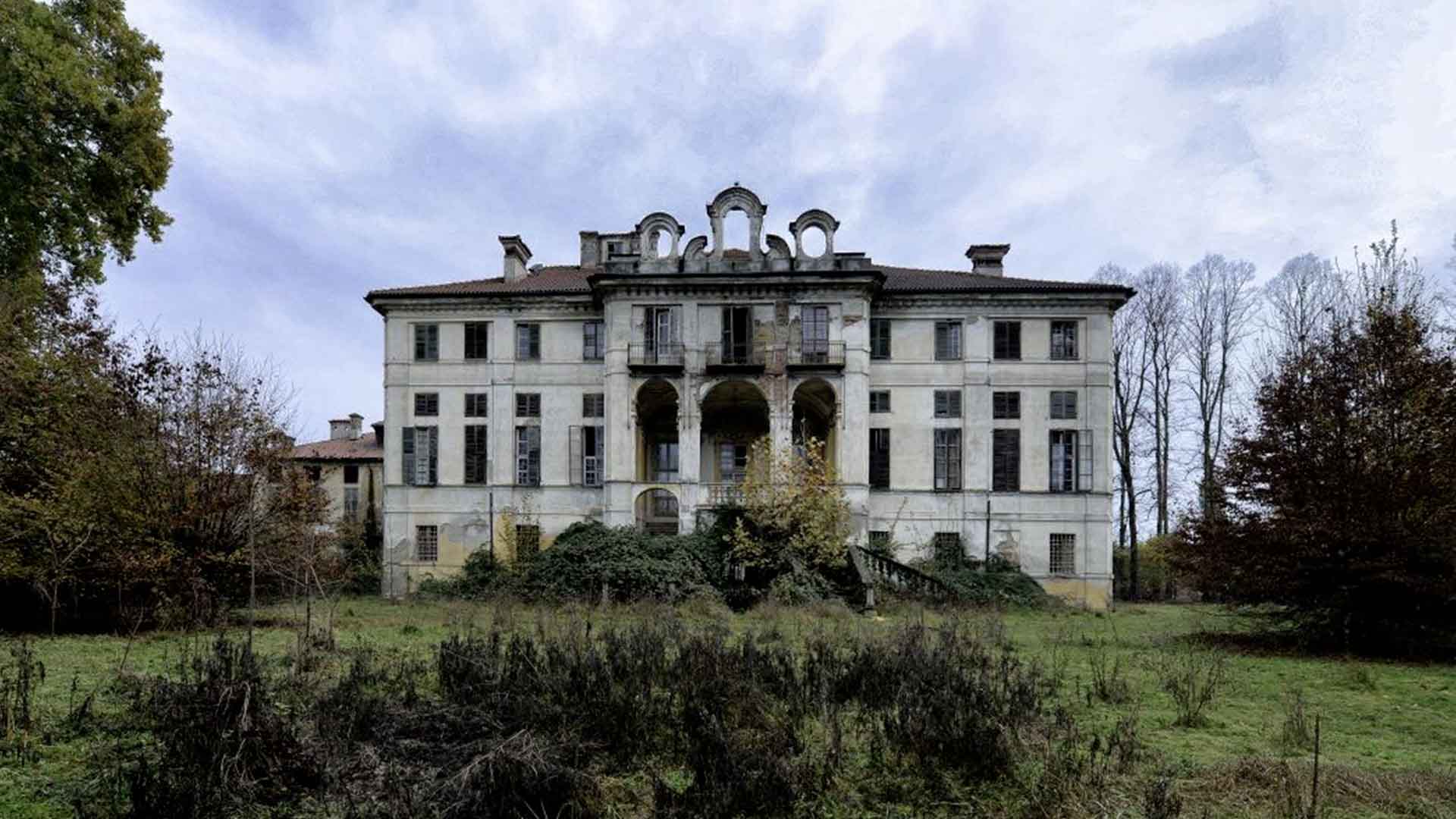 Urbex: Villa C, la villa abbandonata in Italia vicino Torino